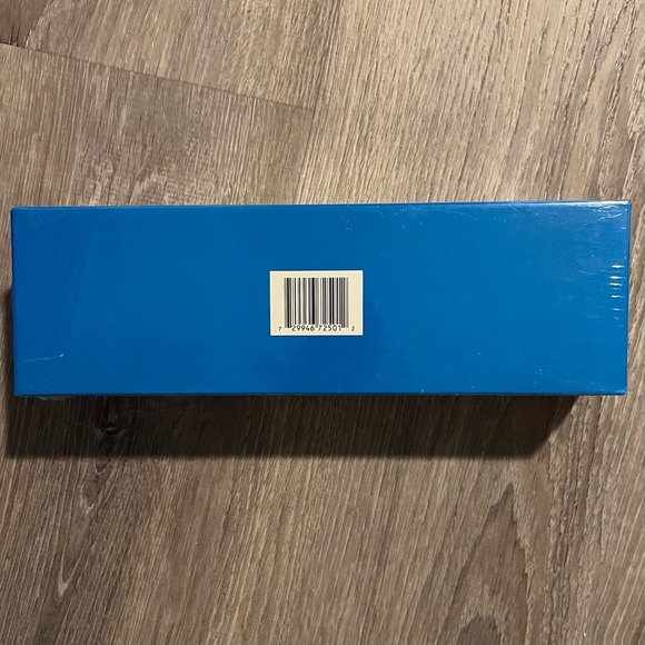 1991 Score NHL Hockey 660 Cards Collector Box Set Bilingual Series 1 & 2‎ SEALED - Picture 2 of 3